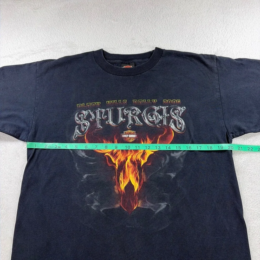 Harley-Davidson Shirt Mens Large Black 2005 Sturgis Black Hills Rally Bull Flame - Picture 6 of 8